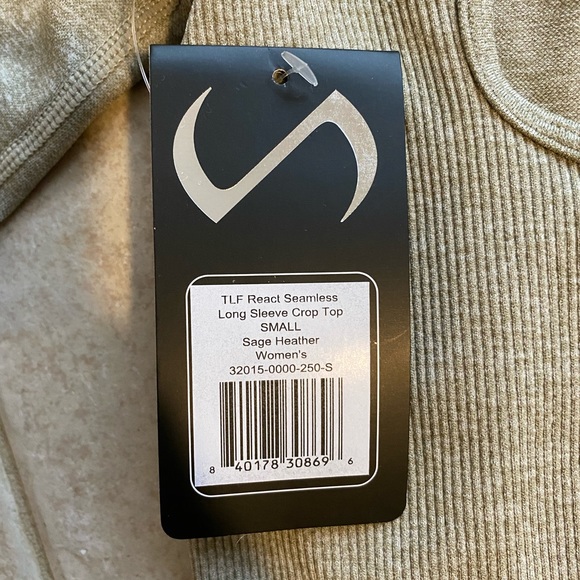 TLF Cropped Long Sleeve - Picture 3 of 5